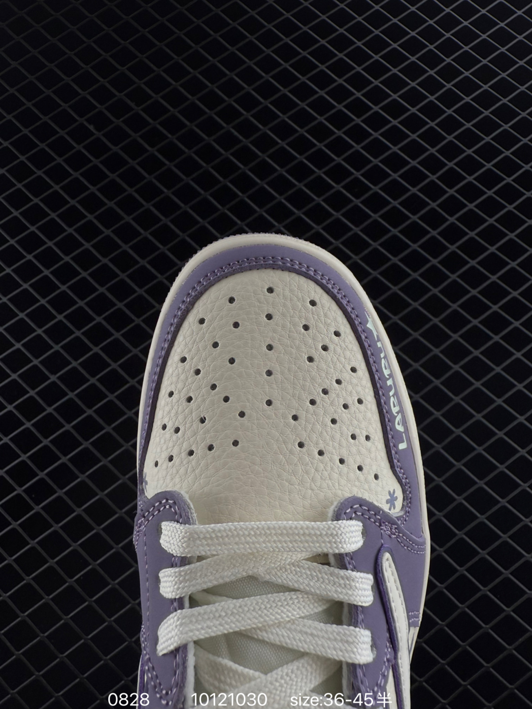 Travis Scott x Air Jordan 1 ” Reverse Mocha “